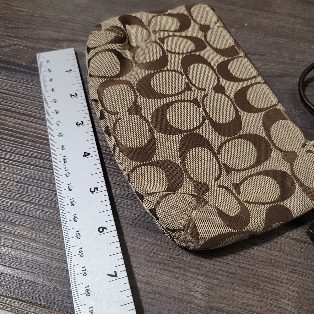 Coach Est. 1841 SOHO Turnlock Medium Brown Signature Wallet Wristlet Canvas - Picture 8 of 9